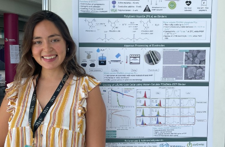 Ana Clara Rolandi Wins Best Poster Award at Workshop on Polymers for the Energy Industry