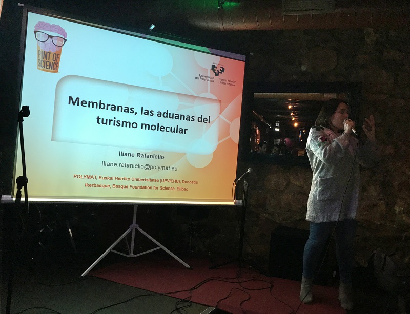 Iliane Rafaniello, Polymat Researcher offered on May 21st. a brilliant presentation in Pint of science with her presentation “Membranas, las aduanas del turismo molecular”