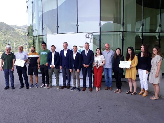 Congratulations Prof. Thomas Sch&auml;fer and Iliane Rafaniello, POLYMAT Start Up &ldquo;Surphase&rdquo;, for  winning the Toribio Echevarria Award in the “Business Ideas/Projects Category&rdquo;.