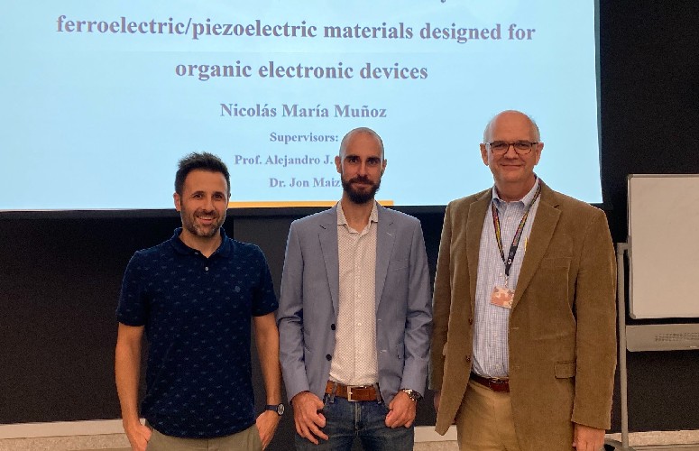 Nicol&aacute;s Mar&iacute;a has successfully defended his PhD thesis