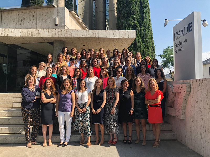 POLYMAT General Manager obtains one of the 30 scholarships of the Promociona Project for executive women education promoted by CEOE, ESADE Business School and Instituto de la Mujer.